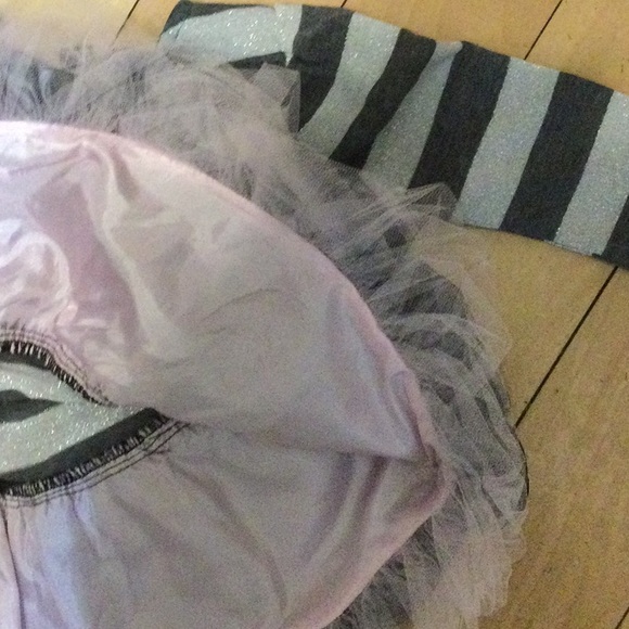 Dolls and Divas Couture 24 months Like New - Picture 8 of 10